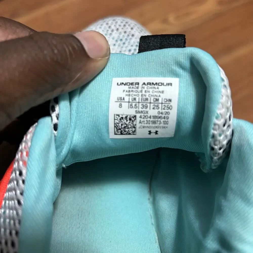Under Armour stylish under